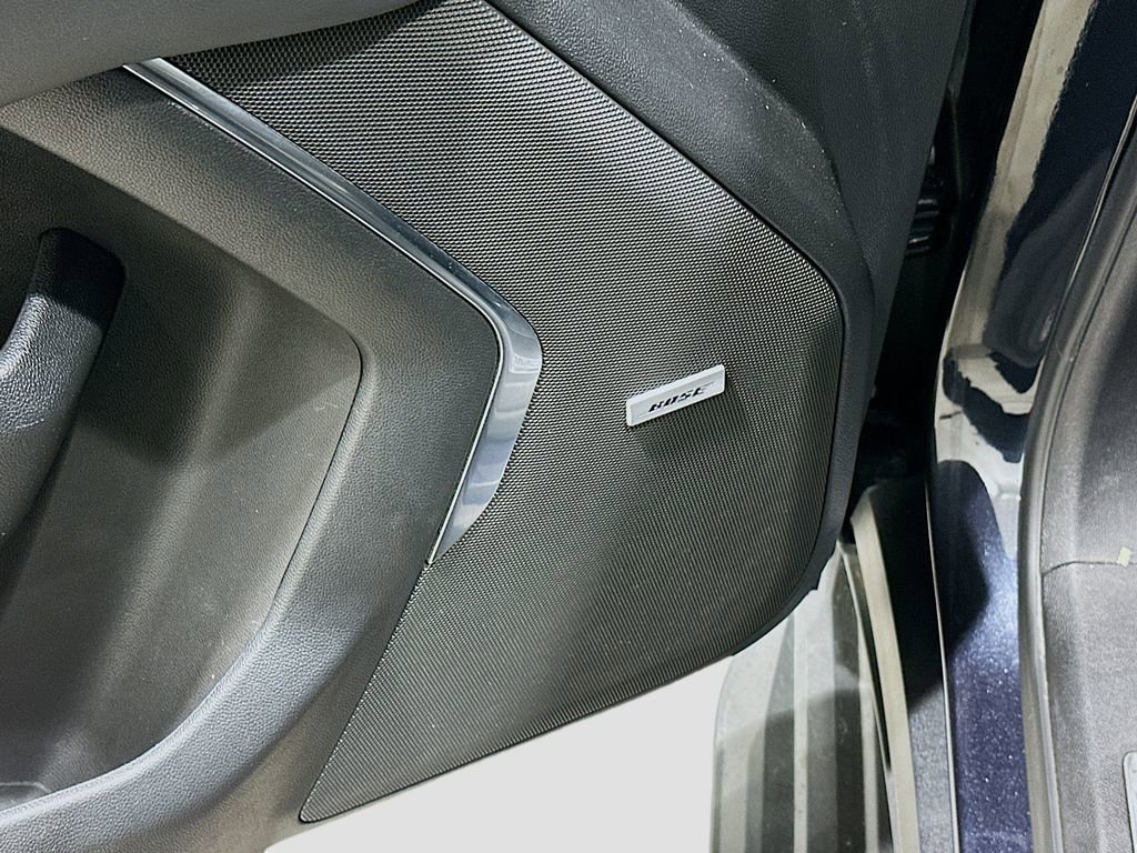 Used 2025 GMC Yukon Elevation image 19