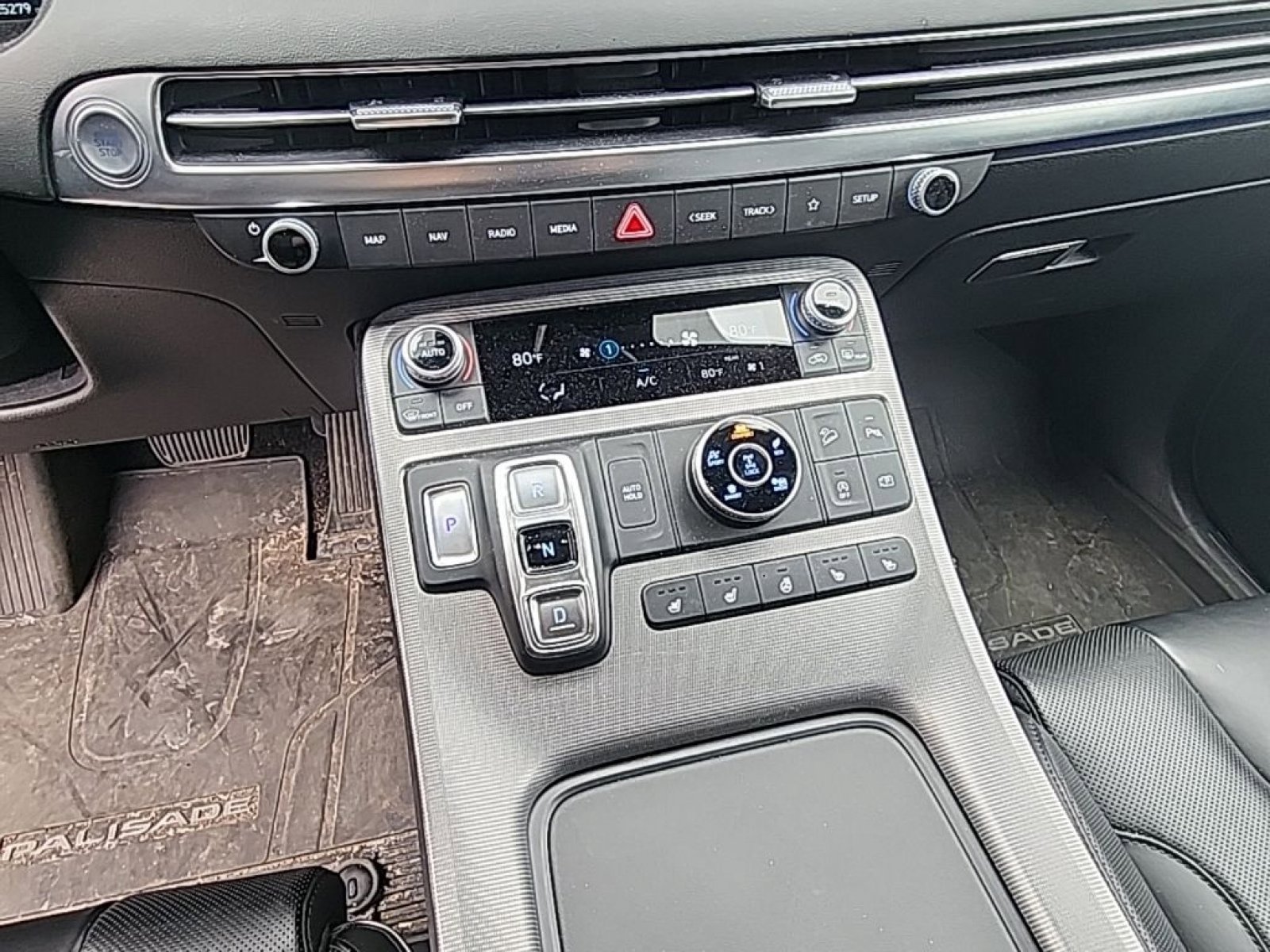 Used 2024 Hyundai Palisade Calligraphy image 14