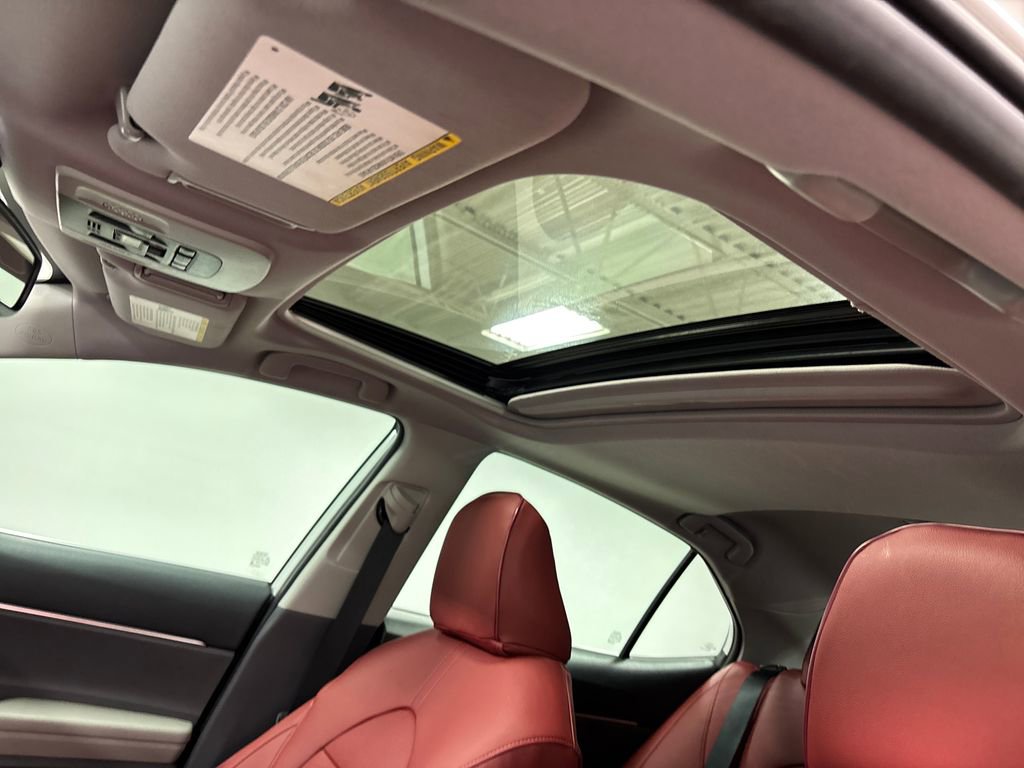 Used 2024 Toyota Camry SE w/ Convenience Package FWD image 31