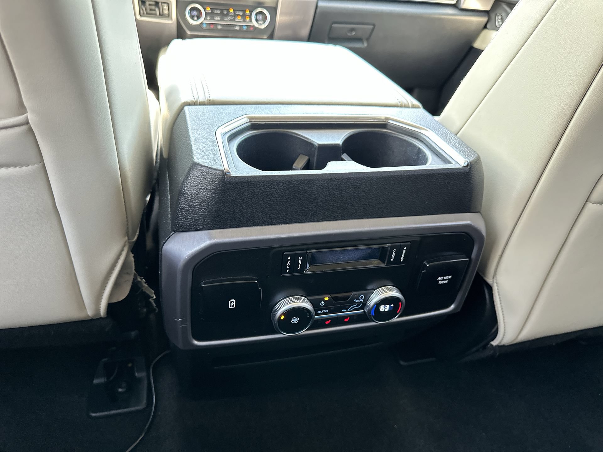 Used 2019 Ford Expedition Max Platinum AWD/4WD image 19