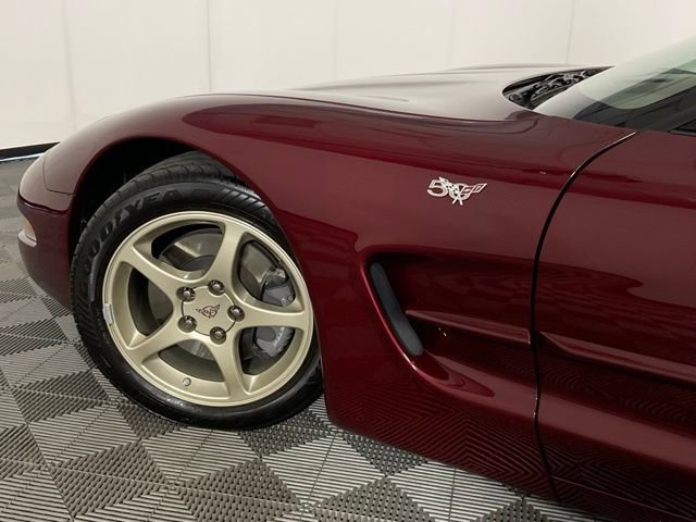 Used 2003 Chevrolet Corvette Convertible w/ Preferred Equipment Group1 RWD image 26