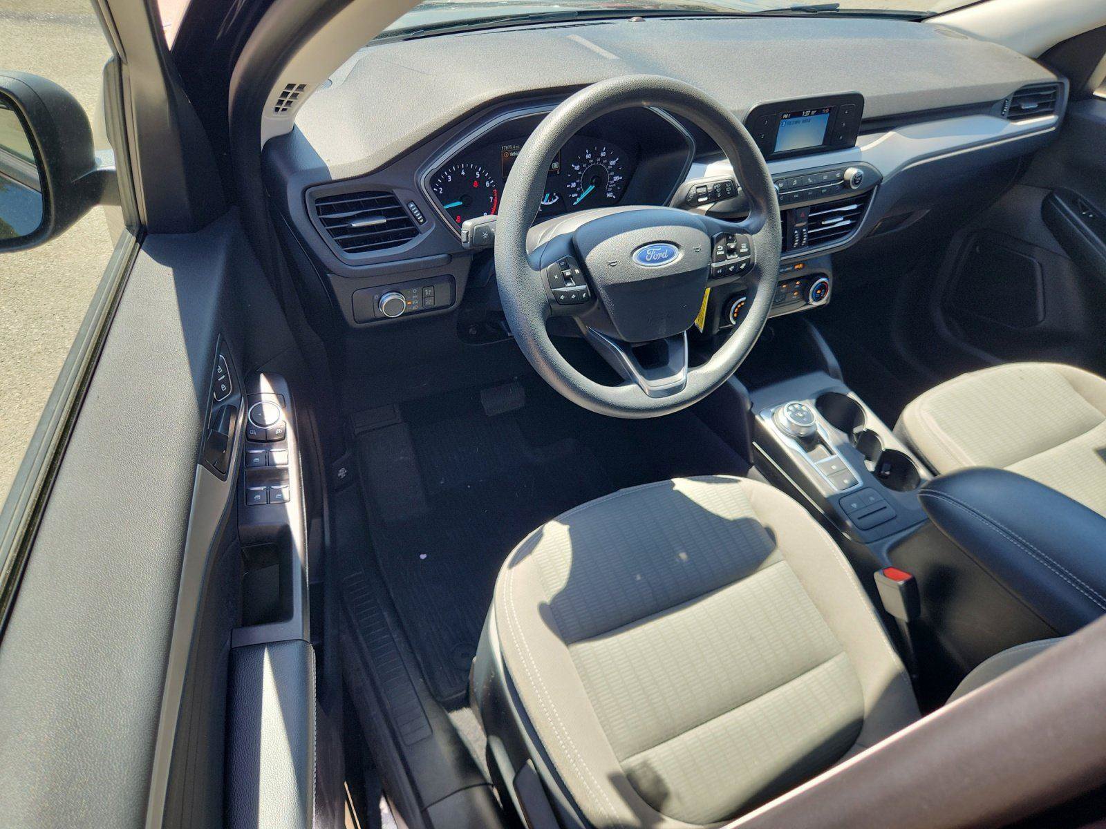 Certified 2022 Ford Escape S AWD/4WD image 14