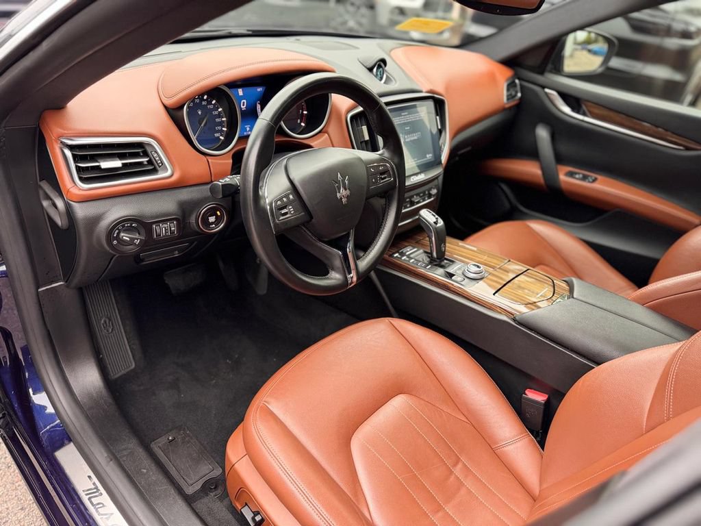 Used 2019 Maserati Ghibli S Q4 AWD/4WD image 14