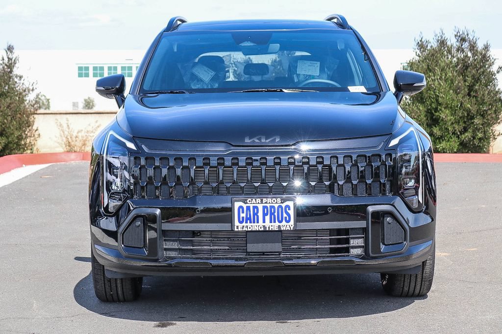 Certified 2026 Kia Sportage X-Line w/ X-Line Premium Package AWD/4WD image 3