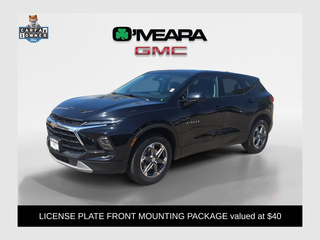 Used 2025 Chevrolet Blazer LT AWD/4WD image 1