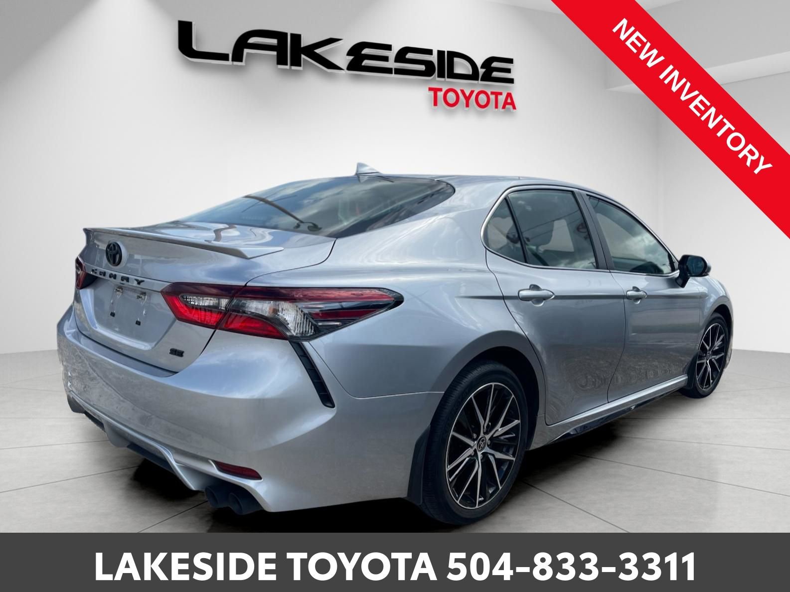 Certified 2023 Toyota Camry SE w/ Convenience Package image 6