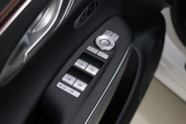 New 2026 Genesis GV70 2.5T Sport Prestige AWD/4WD image 18