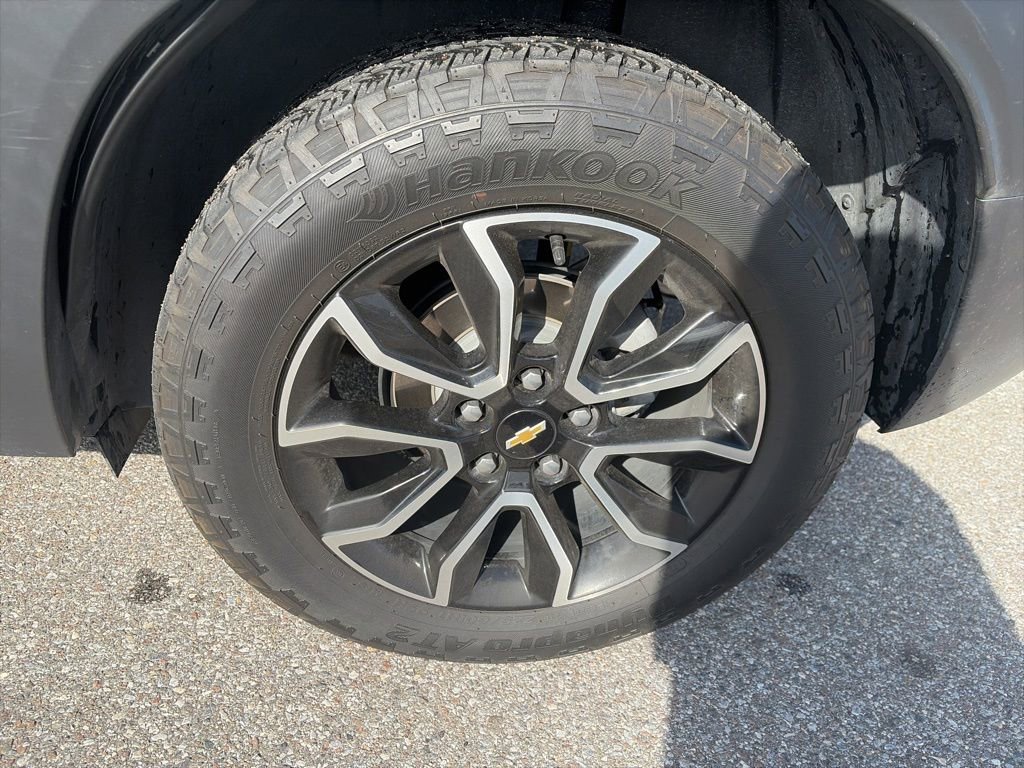 Used 2023 Chevrolet TrailBlazer ACTIV w/ Sun and Liftgate Package image 15