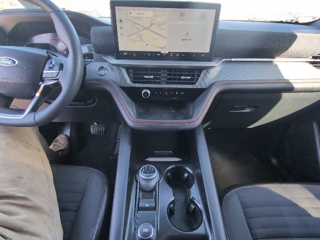 Used 2025 Ford Explorer ST-Line w/ ST-Line Street Pack image 21