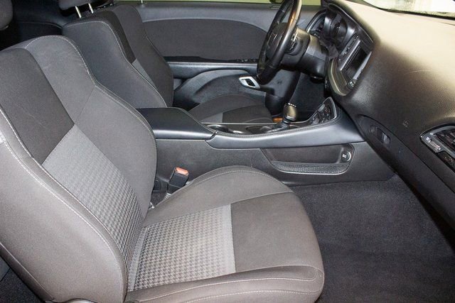 Used 2021 Dodge Challenger R/T w/ Blacktop Package image 10