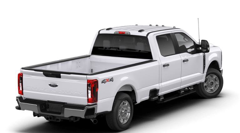 New 2026 Ford F350 XLT image 3