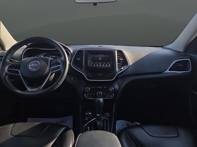 Used 2019 Jeep Cherokee Latitude Plus w/ Cold Weather Group image 5