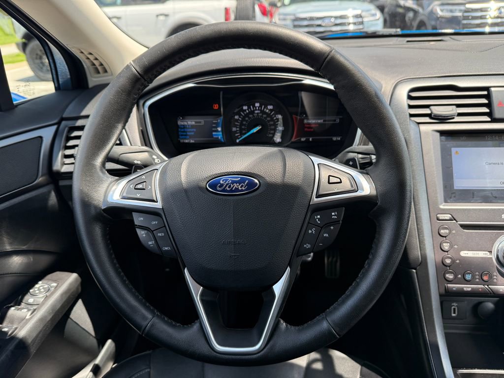 Used 2017 Ford Fusion Titanium FWD image 26