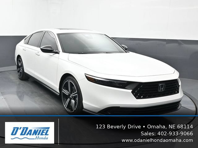 Used 2025 Honda Accord Sport image 8