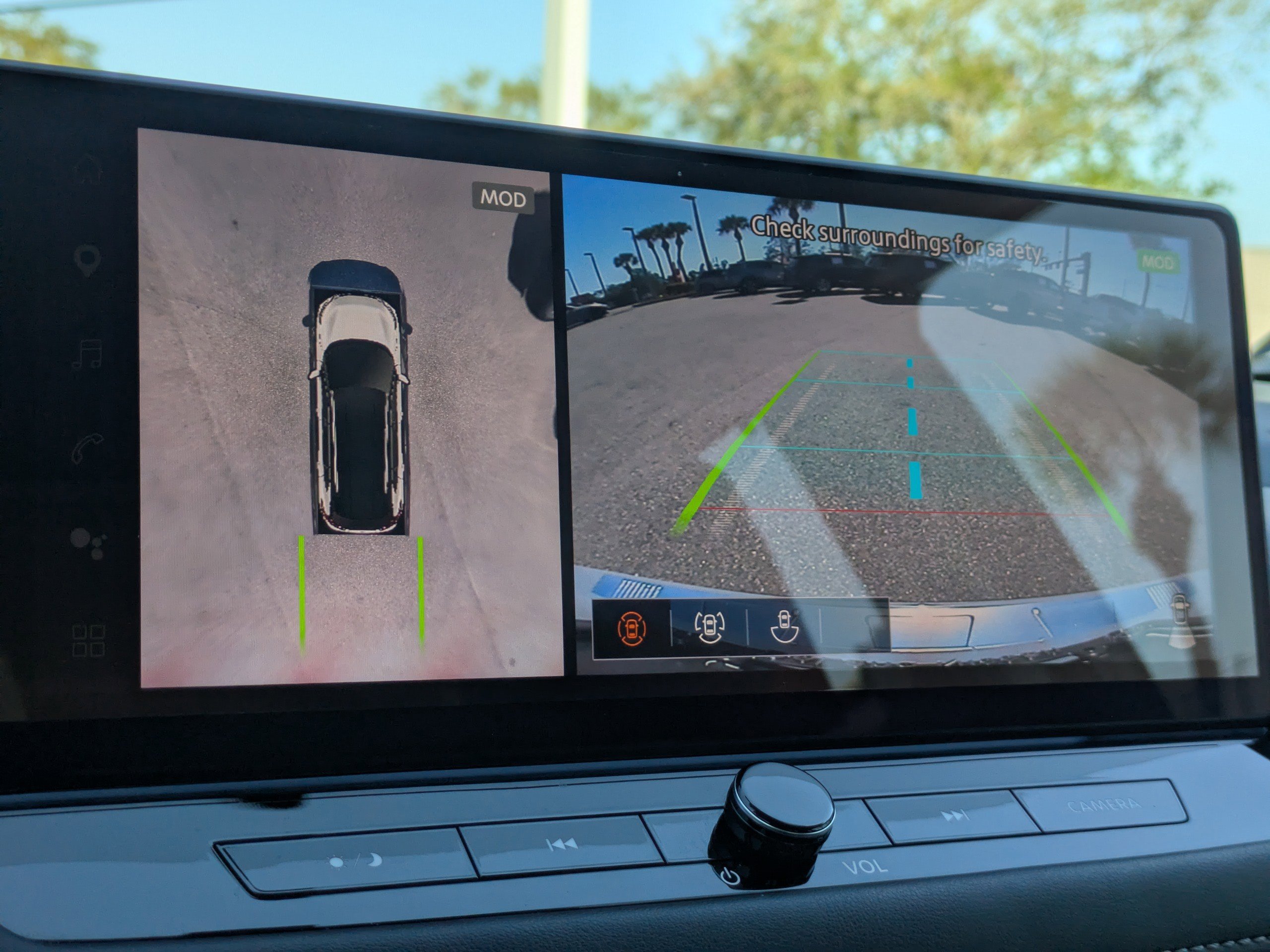 Certified 2024 Nissan Rogue SL w/ SL Premium Package FWD image 23