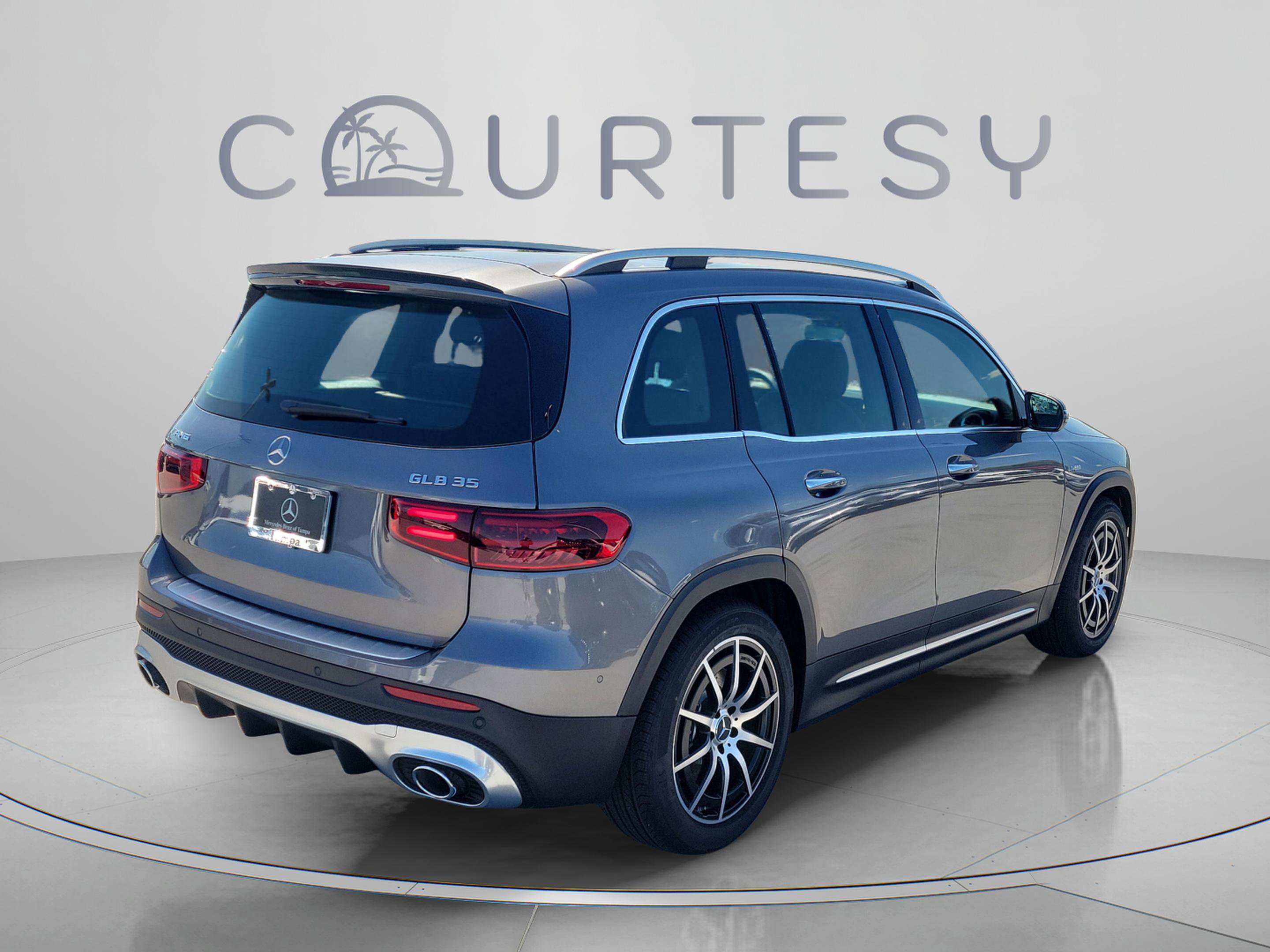 New 2026 Mercedes-Benz GLB 35 AMG 4MATIC image 3