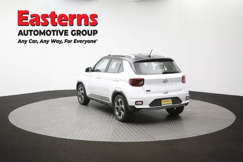 Used 2025 Hyundai Venue Limited FWD image 66