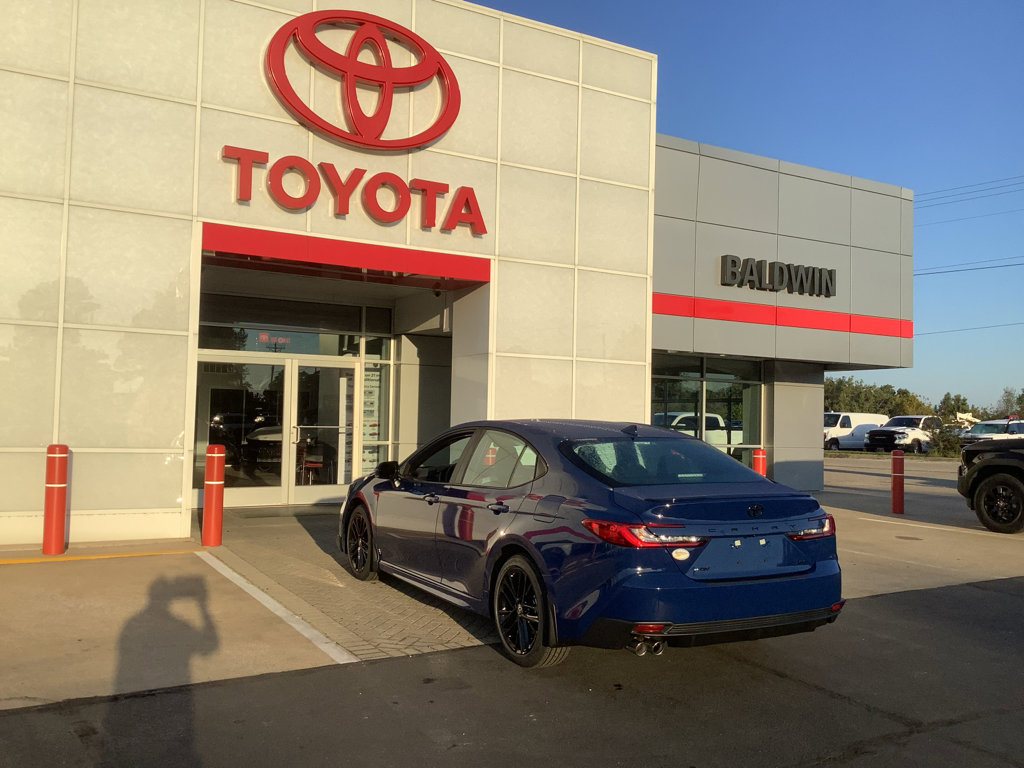 New 2026 Toyota Camry SE image 5