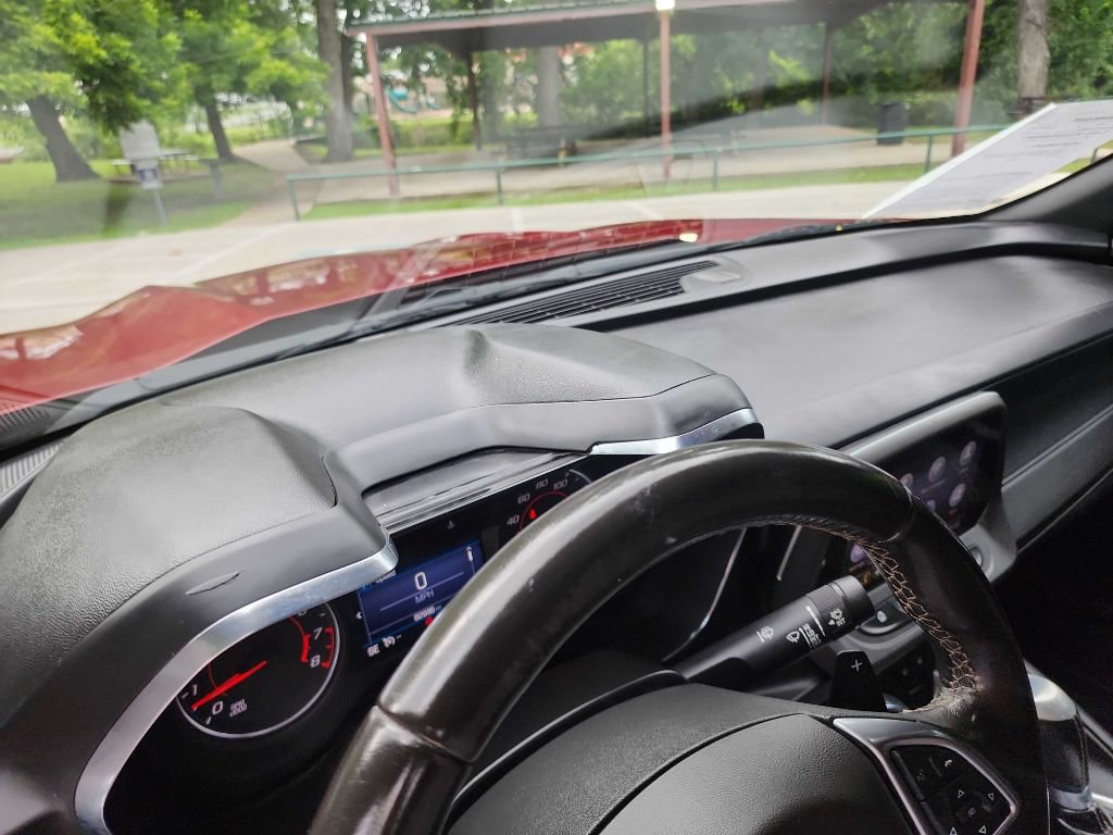 Used 2019 Chevrolet Camaro LT w/ Technology Package RWD image 20