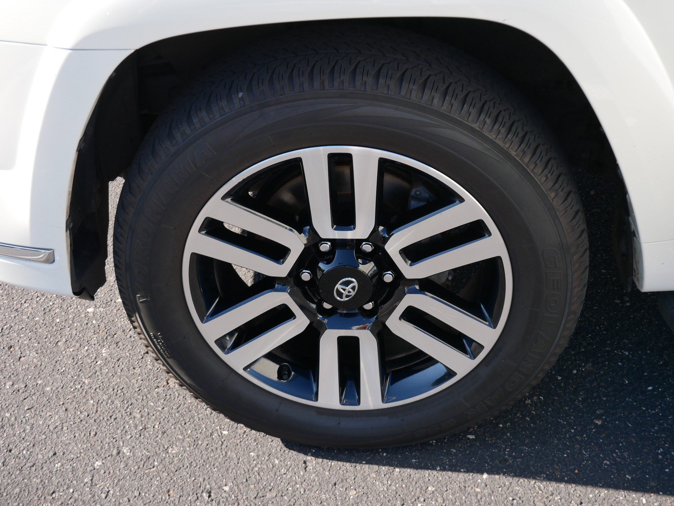 Certified 2023 Toyota 4Runner Limited AWD/4WD image 15