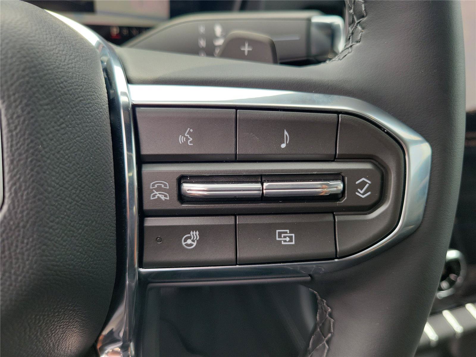 New 2027 GMC Terrain Elevation w/ Elevation Premium Package AWD/4WD image 21