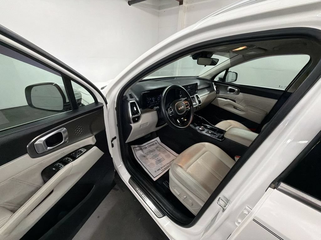 Used 2022 Kia Sorento SX AWD/4WD image 10