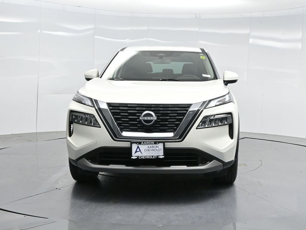 Used 2023 Nissan Rogue SV image 38