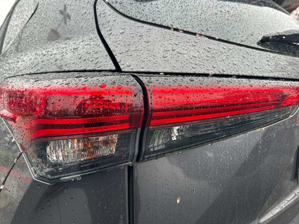 Used 2021 Toyota Highlander XSE image 10