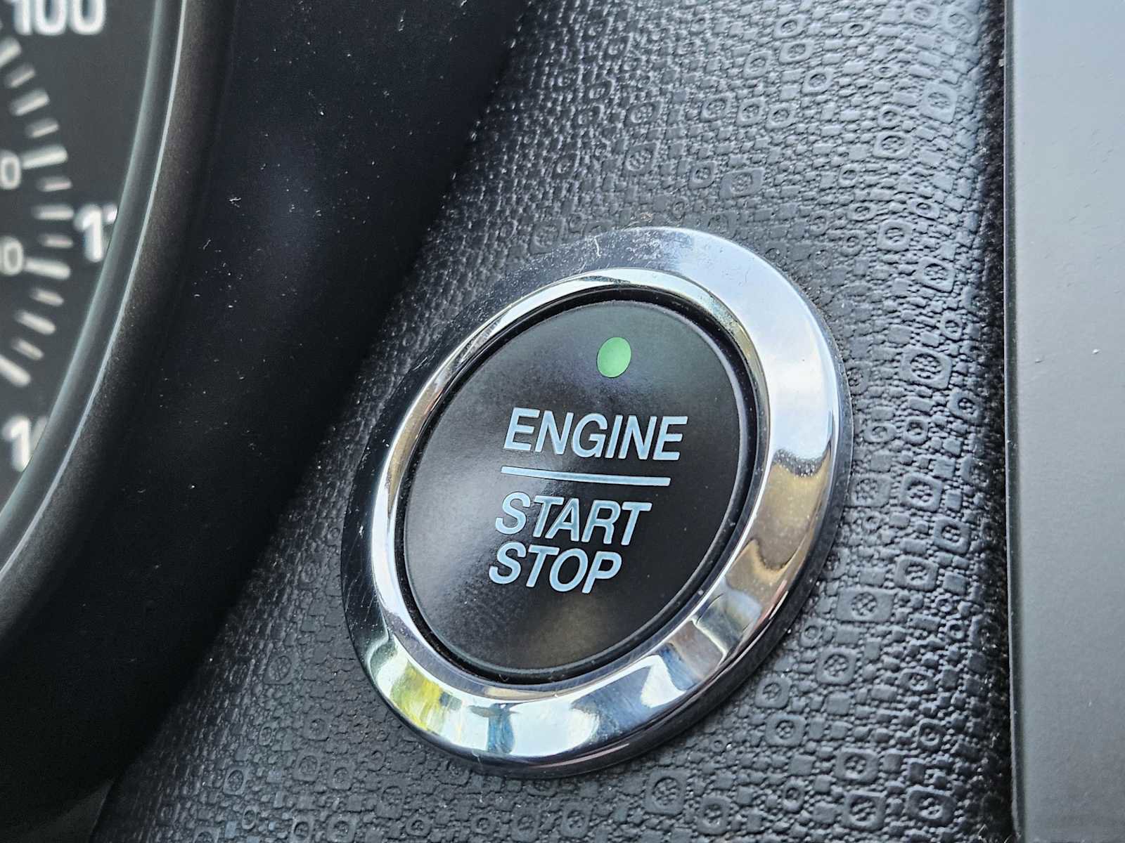 Used 2020 Ford EcoSport SE FWD image 21