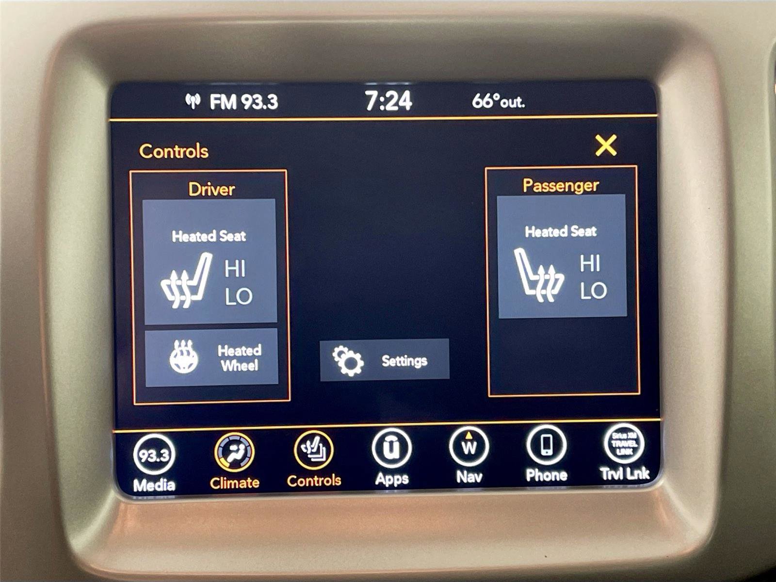 Used 2021 Jeep Compass Latitude image 16