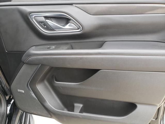 Used 2022 GMC Yukon XL AT4 AWD/4WD image 21