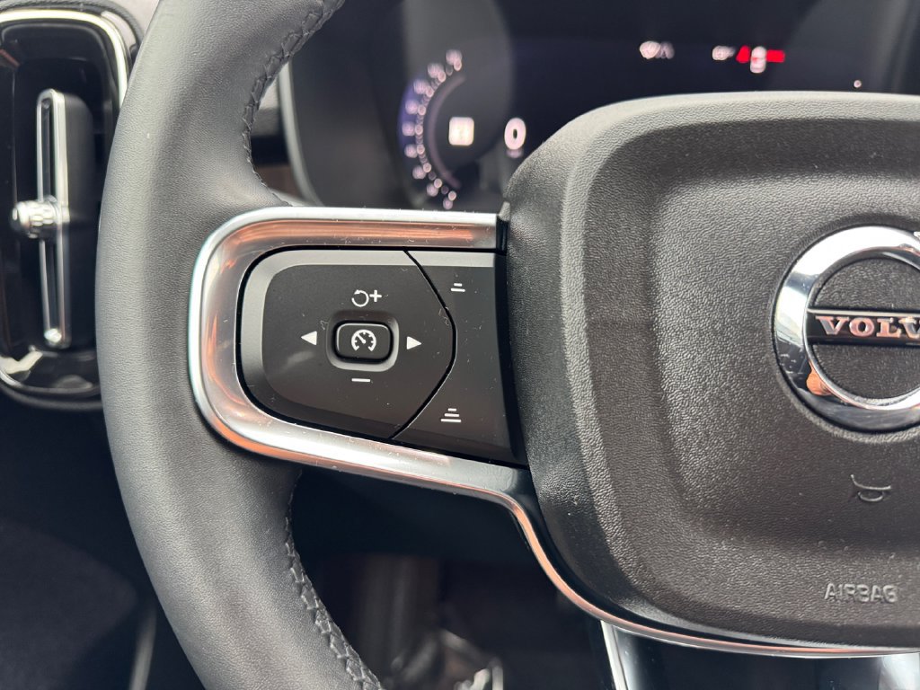 Certified 2023 Volvo XC40 Recharge Plus AWD/4WD image 15