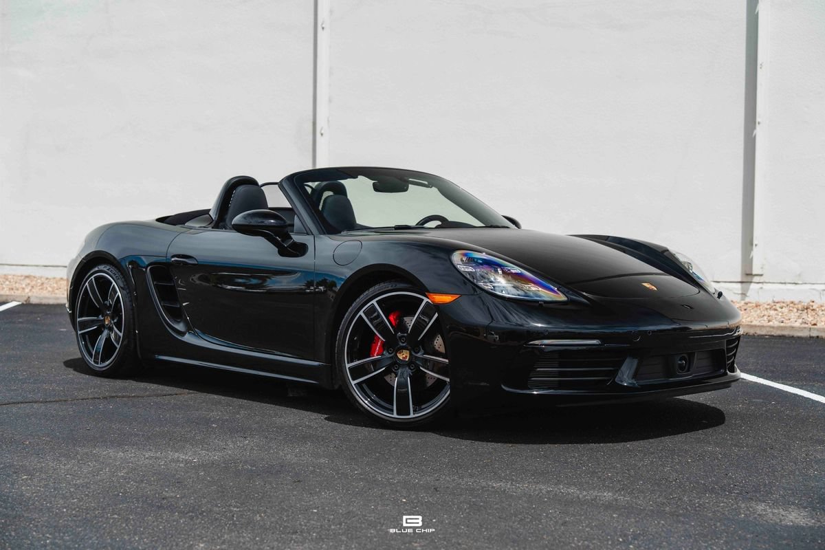 Used 2025 Porsche 718 Boxster S RWD image 1