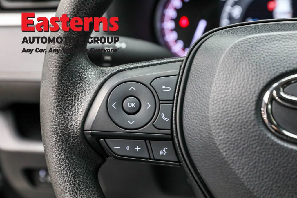 Used 2023 Toyota RAV4 LE image 15