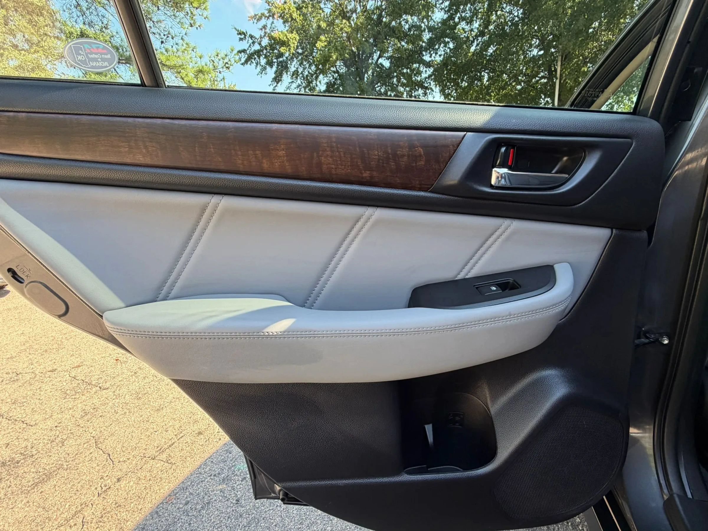 Used 2019 Subaru Outback 2.5i Limited AWD/4WD image 24