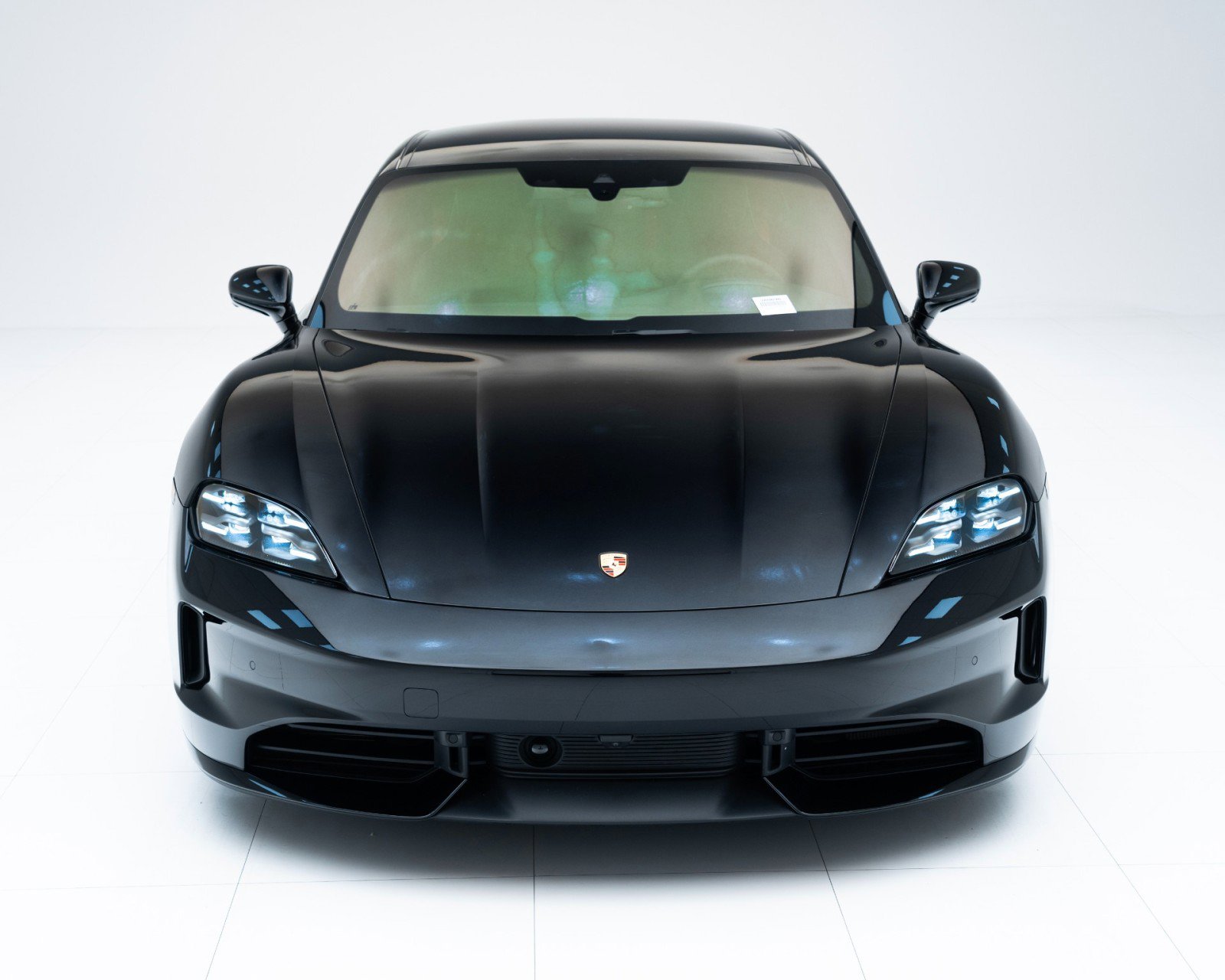 New 2026 Porsche Taycan GTS image 6