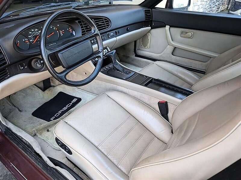 Used 1987 Porsche 944 Coupe RWD image 2