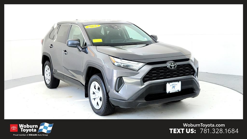 Used 2023 Toyota RAV4 LE AWD/4WD video 1
