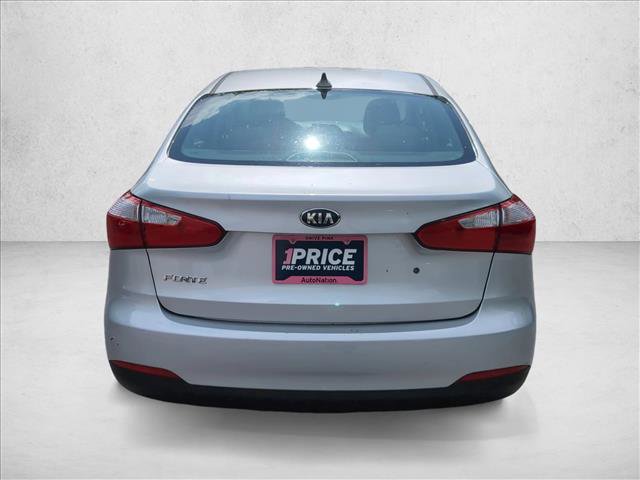 Used 2015 Kia Forte LX FWD image 6