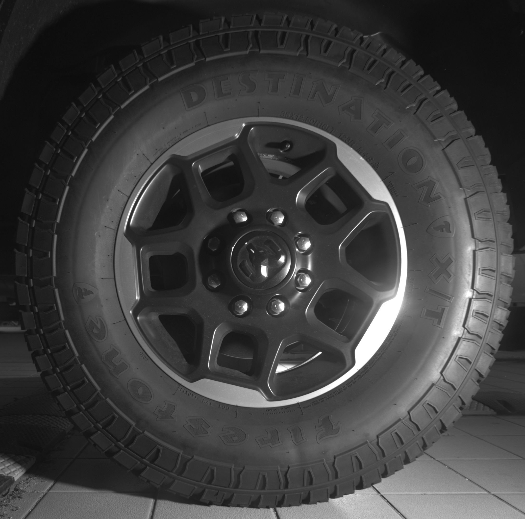 Used 2025 RAM 2500 Laramie AWD/4WD image 27