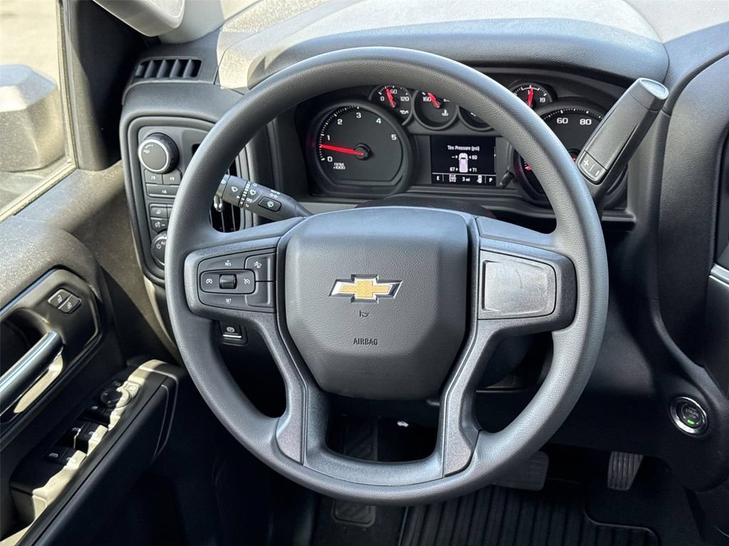 New 2026 Chevrolet Silverado 2500 Custom w/ Custom Value Package AWD/4WD image 10