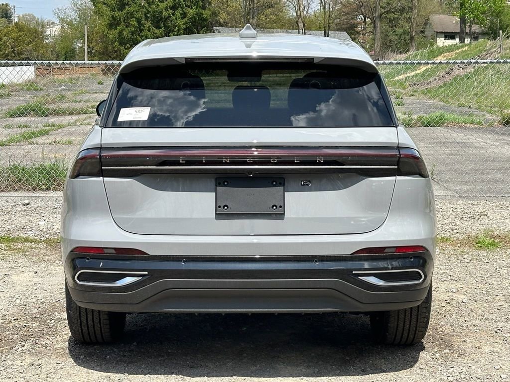 New 2026 Lincoln Nautilus Premier AWD/4WD image 4