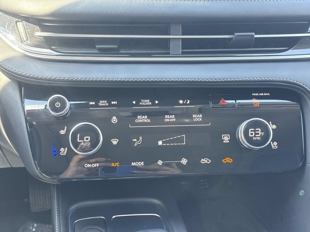 Used 2023 INFINITI QX60 Luxe w/ Cargo Package AWD/4WD image 17