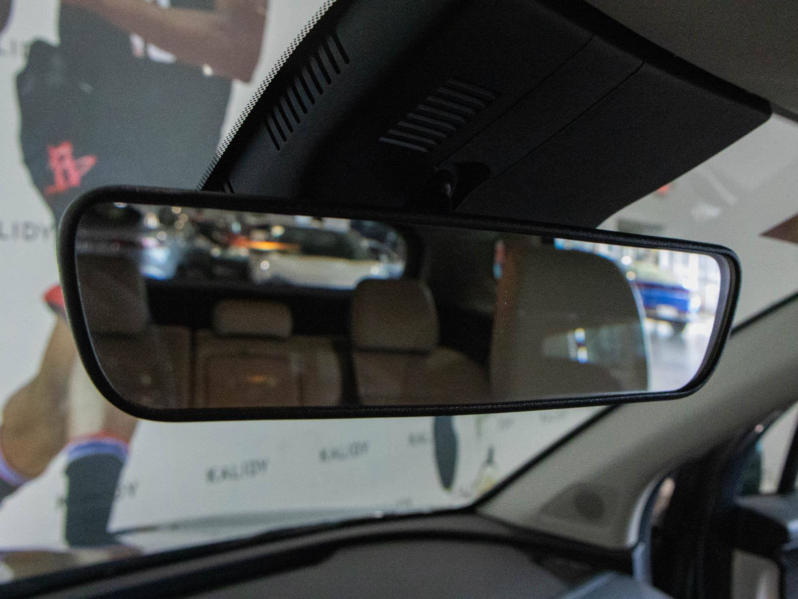 New 2025 Kia Sportage EX image 13