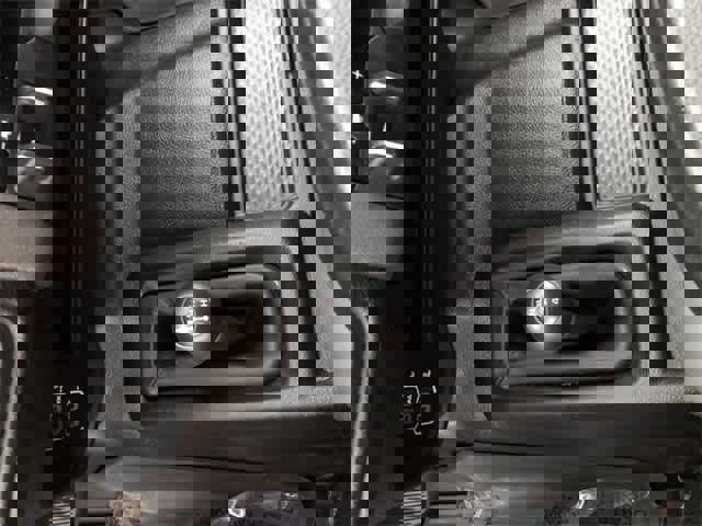 Used 2020 RAM 3500 Tradesman w/ Chrome Appearance Group image 19