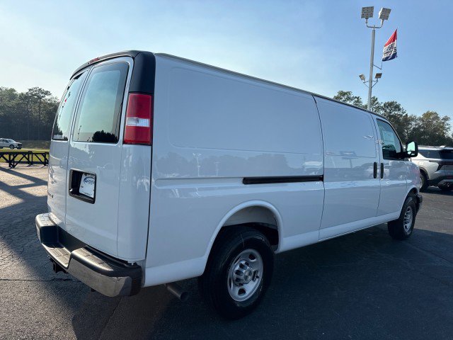 New 2025 Chevrolet Express 3500 Extended w/ Driver Convenience Package image 3