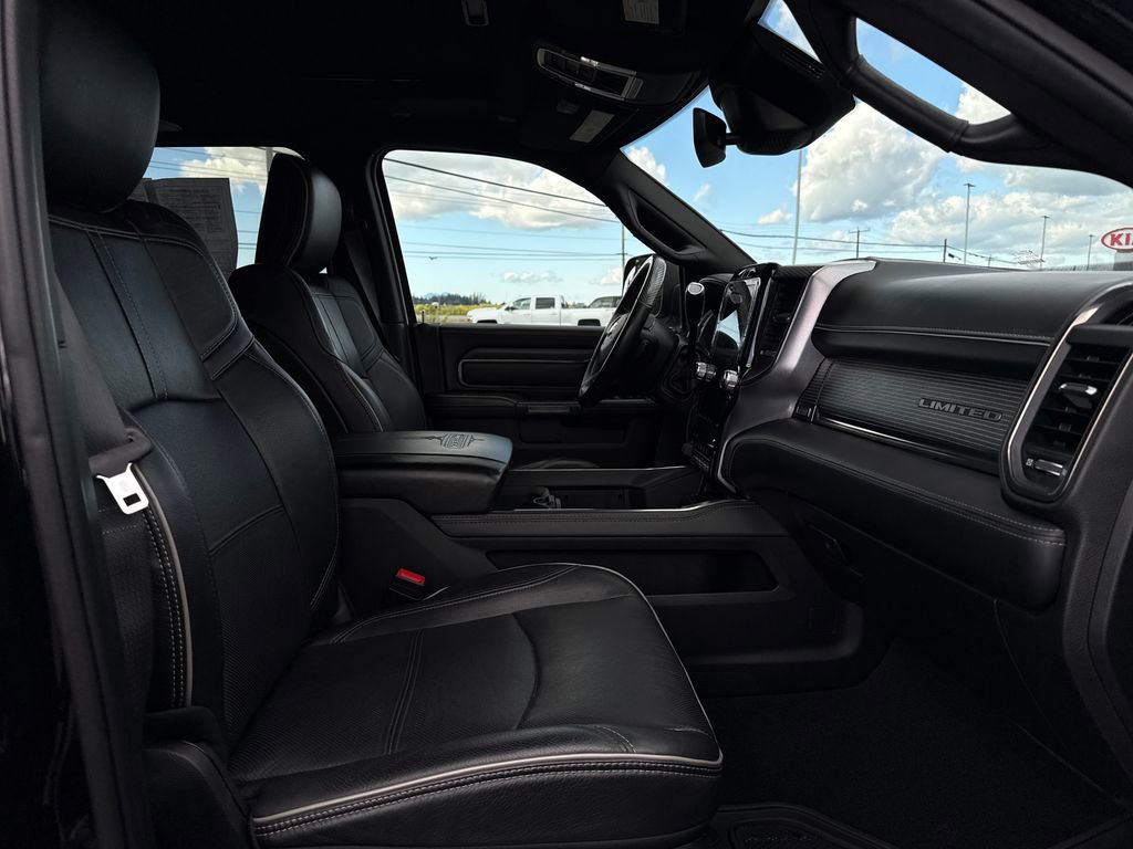 Used 2020 RAM 3500 Limited image 15