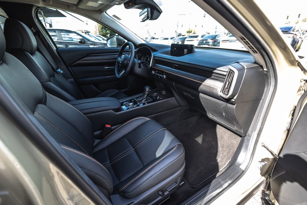 Used 2024 MAZDA CX-50 AWD 2.5 Turbo w/ Cargo Package image 28