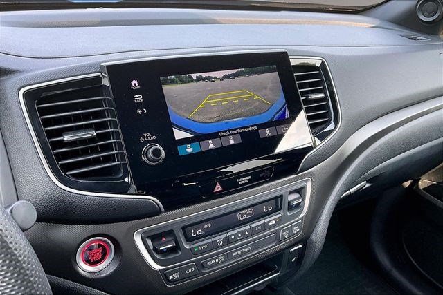 Certified 2025 Honda Passport TrailSport image 14