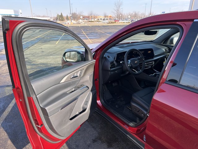 New 2026 Chevrolet Traverse LT image 9